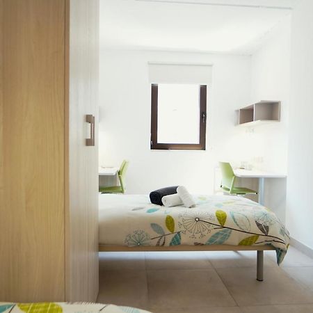 Campus Hub Hostel Мсида Екстериор снимка