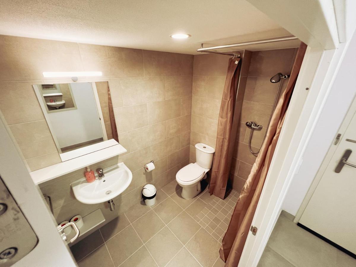 Campus Hub Hostel Мсида Екстериор снимка