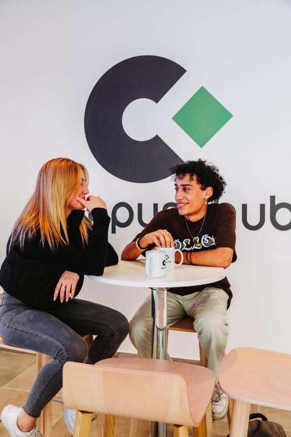 Campus Hub Hostel Мсида Екстериор снимка